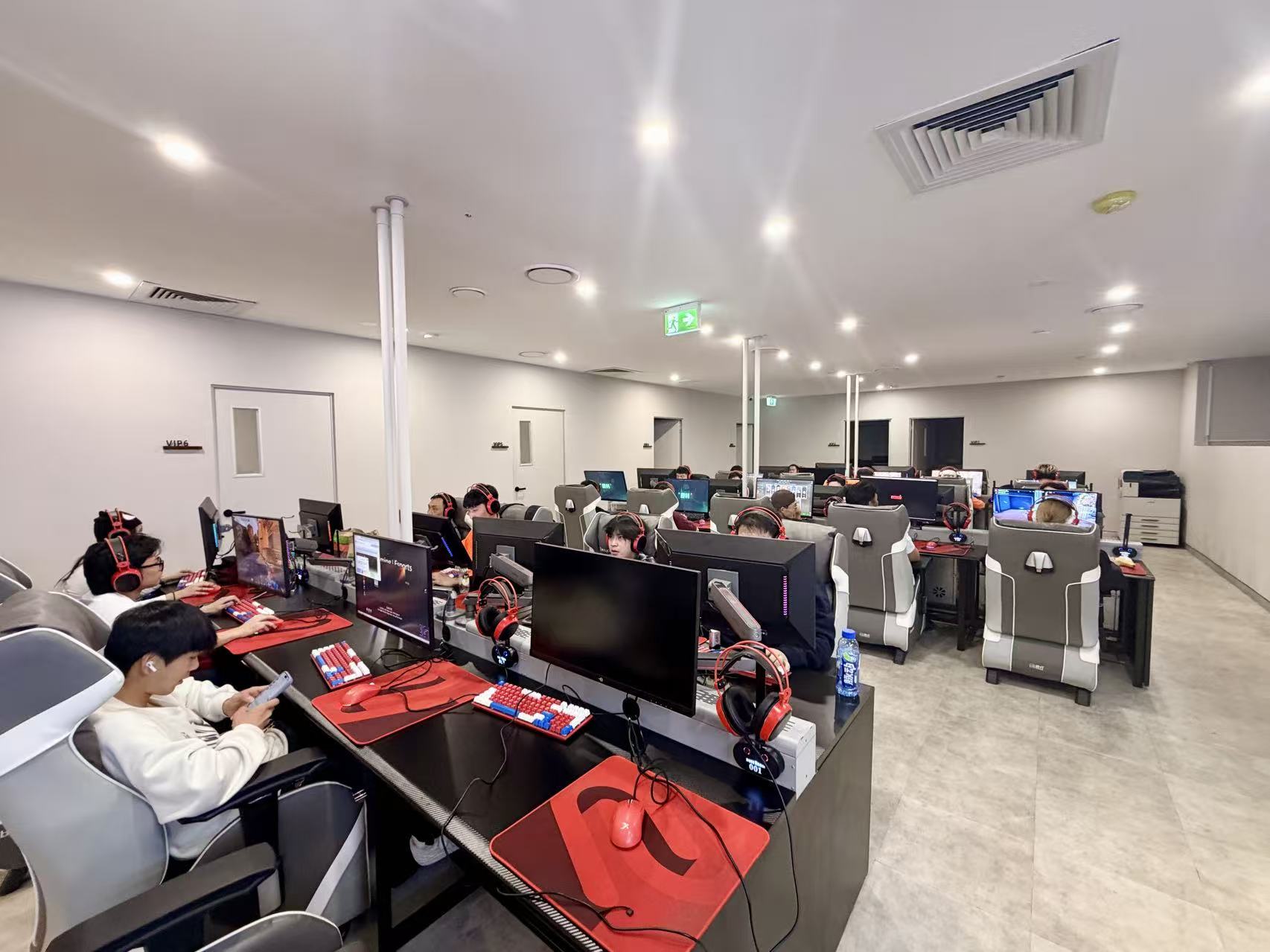 Inside Boss Room Gaming